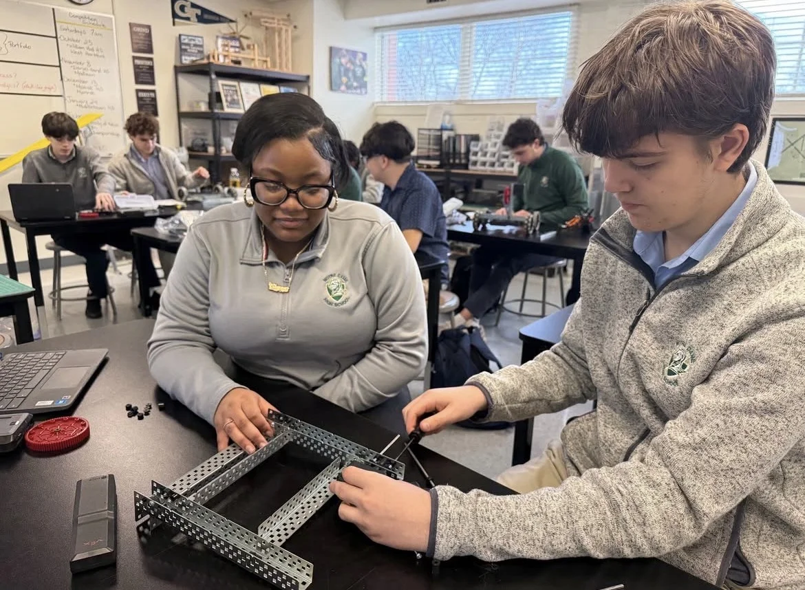 At Notre dame Academics Means Innovation Notre Dame challenges students to become flexible and independent 21st century learners through rigorous study, innovative teaching practices, and personalized exploration. Our academics prepare students for life beyond high school. Learn more